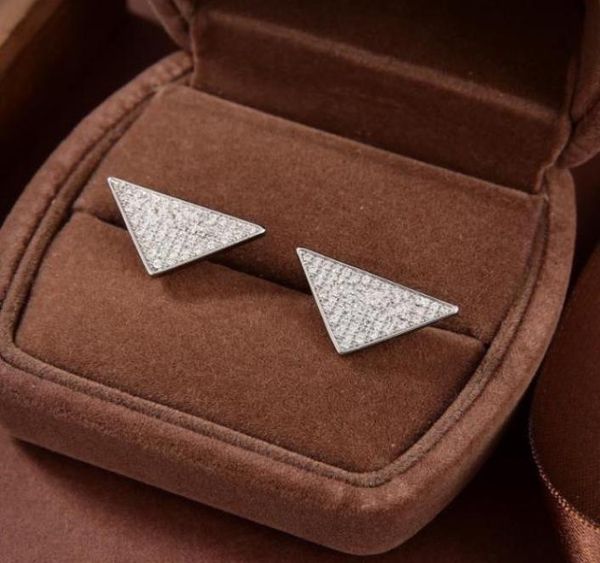 new stud earrings 2022 spring designer silver full rinestone 316l stainless steel earrings luxury fashion letters jewelry earring 3840322, Golden;silver
new stud earrings 2022 spring designer silver full rinestone 316l stainless steel earrings luxury fashion letters jewelry earring 3840322, Golden;silver