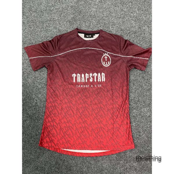men's t-shirts summer trapstar short sleeve gradient red letter jersey sports casual loose couple t-shirt trend, White;black
men's t-shirts summer trapstar short sleeve gradient red letter jersey sports casual loose couple t-shirt trend, White;black