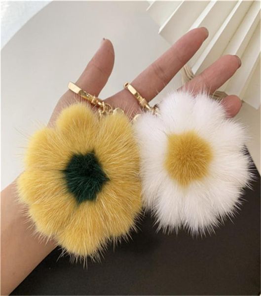 100 real genuine fur flower daisy pompom bag charm keychain pendant car phone keyring gift1658289, Silver
100 real genuine fur flower daisy pompom bag charm keychain pendant car phone keyring gift1658289, Silver