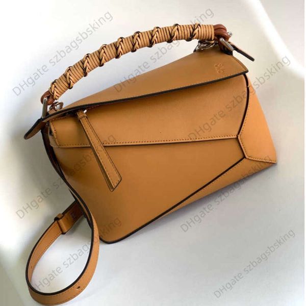 designer puzzles bag women's high-end handbags tote wallet lowe brand genuine leather weaving handle splice single shoulder crossbody b
designer puzzles bag women's high-end handbags tote wallet lowe brand genuine leather weaving handle splice single shoulder crossbody b