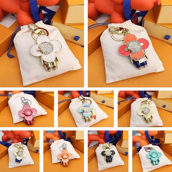 keychain classic luxury designer sunflower key chain men car keyring women buckle keychains bags pendant exquisite gi3225, Silver
keychain classic luxury designer sunflower key chain men car keyring women buckle keychains bags pendant exquisite gi3225, Silver