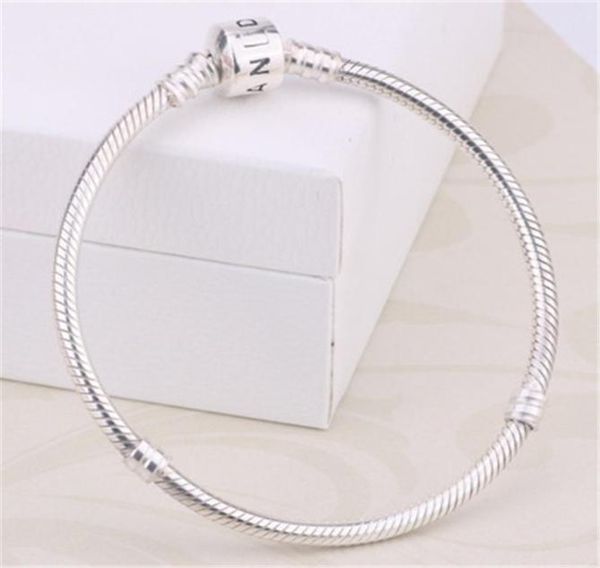 925 sterling silver bracelet star enamel clasp for charm bracelets with original box women wedding jewelry2448784, Golden;silver
925 sterling silver bracelet star enamel clasp for charm bracelets with original box women wedding jewelry2448784, Golden;silver