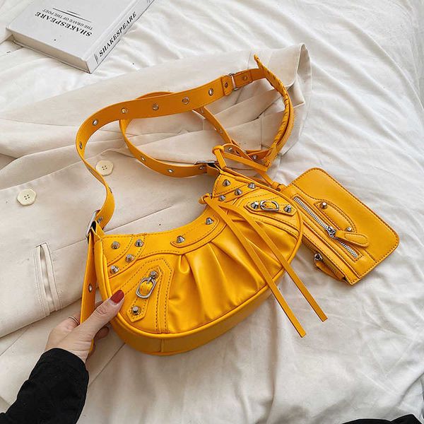 rivet heavy wrinkled dumpling new personalized ins one shoulder underarm sense fashion crossbody bags 2023
rivet heavy wrinkled dumpling new personalized ins one shoulder underarm sense fashion crossbody bags 2023