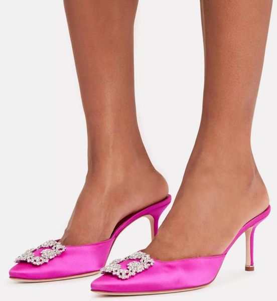 womens slipper sandals brand shoes blahniks hangisi crystal satin mules satin leather with jewel buckle women sandal slide slipper4052837, Black
womens slipper sandals brand shoes blahniks hangisi crystal satin mules satin leather with jewel buckle women sandal slide slipper4052837, Black