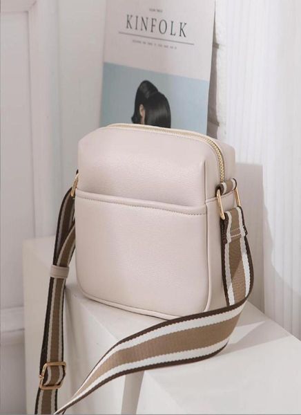 bag parts new crossborder foreign trade solid color pu messenger bag spot lady one shoulder small square7046781, Black
bag parts new crossborder foreign trade solid color pu messenger bag spot lady one shoulder small square7046781, Black