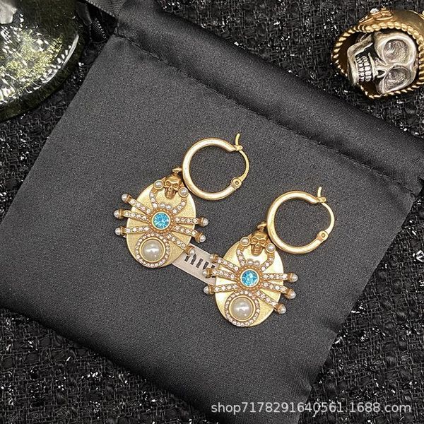 new designed dangle rivet skull pin women earrings ear hoop punk style hip-hop trend ladies earring studs e01000205z, Silver
new designed dangle rivet skull pin women earrings ear hoop punk style hip-hop trend ladies earring studs e01000205z, Silver