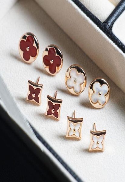 2022 fourleaf clover stud lucky earrings female sterling silver new rose gold temperament white motherofpearl design sense nich7559589, Golden;silver
2022 fourleaf clover stud lucky earrings female sterling silver new rose gold temperament white motherofpearl design sense nich7559589, Golden;silver
