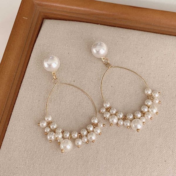 2023 new pearl earrings, luxury and luxury, french style earrings, women's fashion and foreign style, versatile earrings, Golden
2023 new pearl earrings, luxury and luxury, french style earrings, women's fashion and foreign style, versatile earrings, Golden