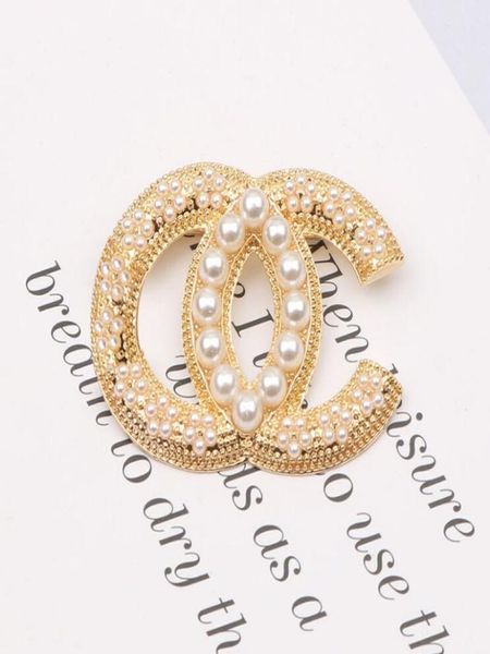 classic simple 18k gold plated desingner brooches luxury brand double letter sweater suit brought pin brooch diamond pearl fashion9875366, Gray
classic simple 18k gold plated desingner brooches luxury brand double letter sweater suit brought pin brooch diamond pearl fashion9875366, Gray