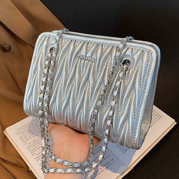 designer bags popular bag for women large capacity summer fashion chain shoulder bag crossbody commuter bag mui mui bag qj0b
designer bags popular bag for women large capacity summer fashion chain shoulder bag crossbody commuter bag mui mui bag qj0b