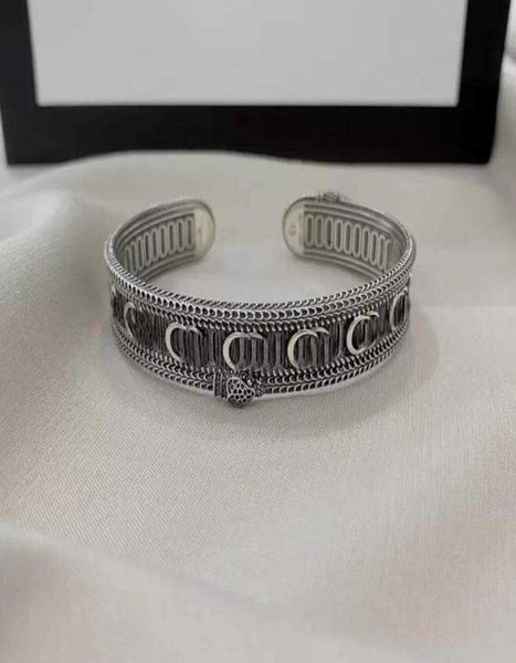 designer women men silve bracelet cuff bangle vintage stainless steel brand double letter pattern bangles jewelry women high quali7766273, Golden;silver
designer women men silve bracelet cuff bangle vintage stainless steel brand double letter pattern bangles jewelry women high quali7766273, Golden;silver