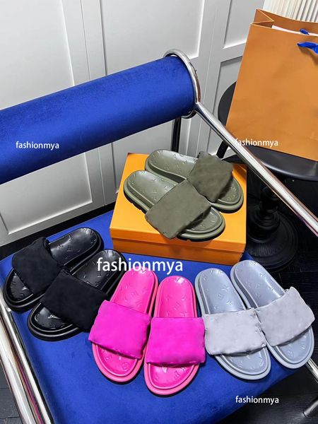 designers slippers women pool pillow comfort smooth calfskin flat letter mules fashionable easy-to-wear rubber bottom slides 35-45, Black
designers slippers women pool pillow comfort smooth calfskin flat letter mules fashionable easy-to-wear rubber bottom slides 35-45, Black