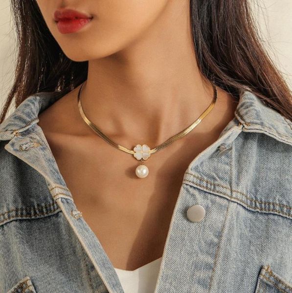pendant necklaces 316 stainless steel flat bone chain necklace pearl shell four-leaf clover 18k gold choker1587487, Silver
pendant necklaces 316 stainless steel flat bone chain necklace pearl shell four-leaf clover 18k gold choker1587487, Silver