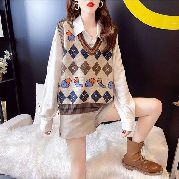 autumn jacquard v neck sleeveless knitted vest female academy revintage short sweater top, Black;white
autumn jacquard v neck sleeveless knitted vest female academy revintage short sweater top, Black;white