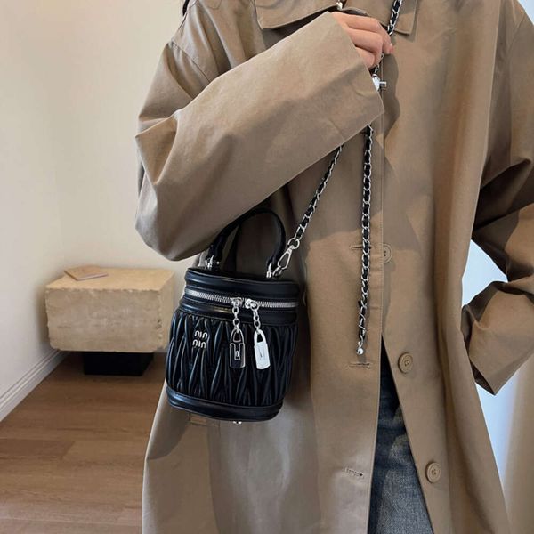 designer bags summer fairy bag design zipper chain bag women's crossbody bag mini bucket bag mui mui bag pws6
designer bags summer fairy bag design zipper chain bag women's crossbody bag mini bucket bag mui mui bag pws6