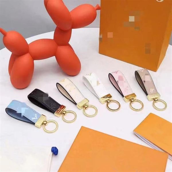 2023 keychain brand designer keychain mens luxury car keyring womens buckle keychains handmade portachiavi leather men women bag c306e, Silver
2023 keychain brand designer keychain mens luxury car keyring womens buckle keychains handmade portachiavi leather men women bag c306e, Silver