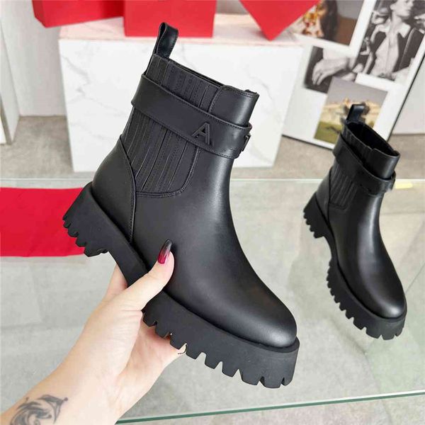 luxury design boots 2023 valentinosity fashion women's work decoration snow skid anti slip knight boots martin boots casual socks boots, Black
luxury design boots 2023 valentinosity fashion women's work decoration snow skid anti slip knight boots martin boots casual socks boots, Black