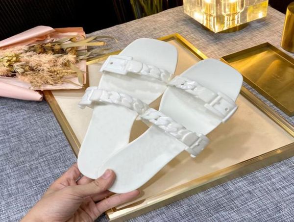 he latest antiskid mother slippers new household women039s highend bath slippers fashion lazy slippers original shoe box 38036494, Black
he latest antiskid mother slippers new household women039s highend bath slippers fashion lazy slippers original shoe box 38036494, Black