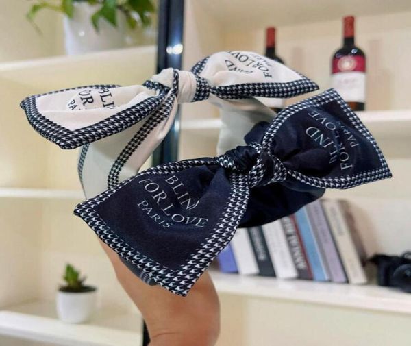 whole fashion womens outdoor sports headband luxury designer brand letter big bowknot widebrimmed hairband headwarp mixed col9750106, Silver
whole fashion womens outdoor sports headband luxury designer brand letter big bowknot widebrimmed hairband headwarp mixed col9750106, Silver