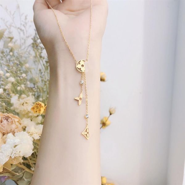 2022 new 18k gold plated stainless steel necklaces choker chain letter pendant statement fashion womens crystal necklace wedding j259t, Silver
2022 new 18k gold plated stainless steel necklaces choker chain letter pendant statement fashion womens crystal necklace wedding j259t, Silver