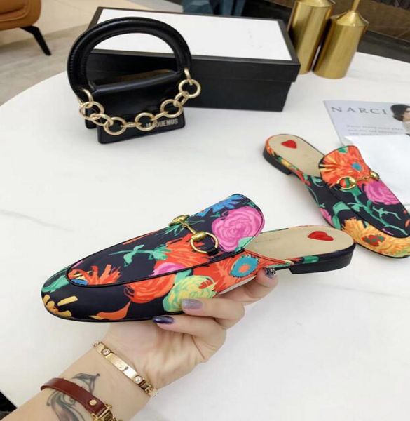 new cowhide slippers muller shoes flat slippers fashion casual loafers design brand catwalk slippers beach shoes1444999, Black
new cowhide slippers muller shoes flat slippers fashion casual loafers design brand catwalk slippers beach shoes1444999, Black