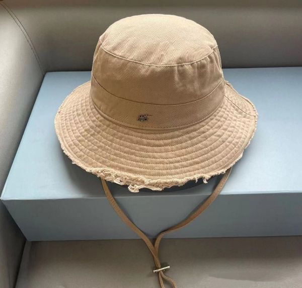 Simple Woman Designer Bucket Hats Summer Artichaut Sun hat OHNA
Simple Woman Designer Bucket Hats Summer Artichaut Sun hat OHNA