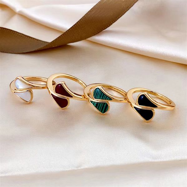 designer rings brand ring white jewelry 18k gold plated never fade band rings jewelry classic premium accessories natural mother of pearl wi, Golden;silver
designer rings brand ring white jewelry 18k gold plated never fade band rings jewelry classic premium accessories natural mother of pearl wi, Golden;silver