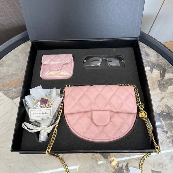 designer luxury bags combination set with box, classic fashion, perfect logo shoulder bag, messenger bag, tote bag, chain bag, multifunction
designer luxury bags combination set with box, classic fashion, perfect logo shoulder bag, messenger bag, tote bag, chain bag, multifunction