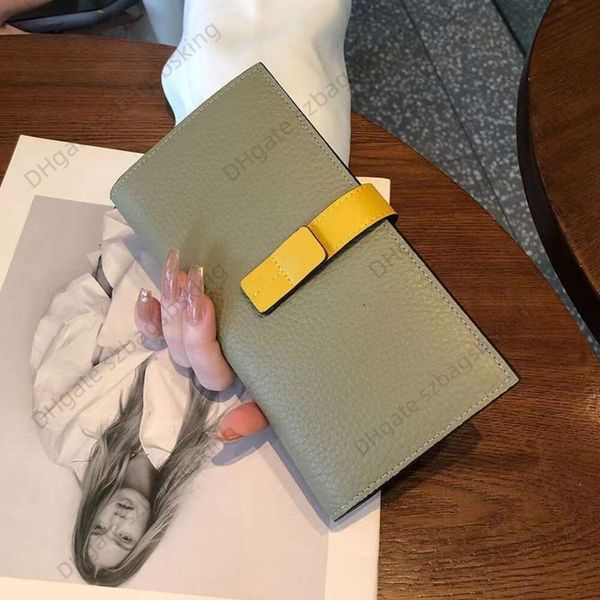 fashion designer wallet 2023 new coin purse multi-card bag high-quality leather large capacity money clip women's classic multifunction, Red;black
fashion designer wallet 2023 new coin purse multi-card bag high-quality leather large capacity money clip women's classic multifunction, Red;black
