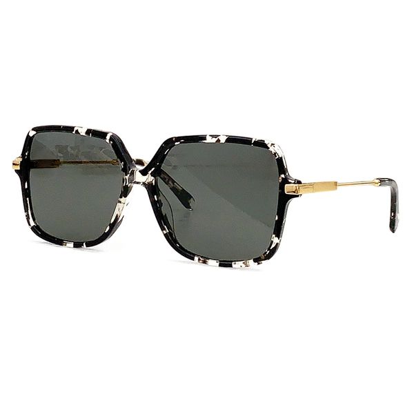 2023 designer brand men sunglasses fashion metal square frame eyeglasses gradient sun glasses for male uv400 gafas de sol, White;black
2023 designer brand men sunglasses fashion metal square frame eyeglasses gradient sun glasses for male uv400 gafas de sol, White;black