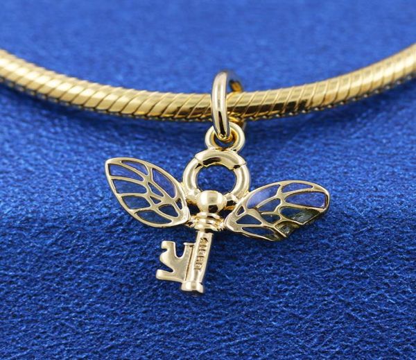 shine gold metal plated key that can fly dangle pendant charm bead for european jewelry charm bracelets3526600, Black
shine gold metal plated key that can fly dangle pendant charm bead for european jewelry charm bracelets3526600, Black