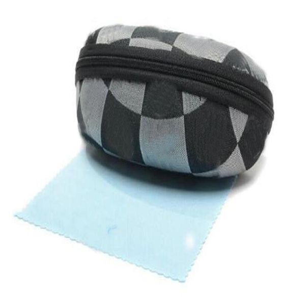summer hard case zipper hook sunglasses box compression glasses casees cloth black metal plastic sports eyeglasses case boxes7151586
summer hard case zipper hook sunglasses box compression glasses casees cloth black metal plastic sports eyeglasses case boxes7151586