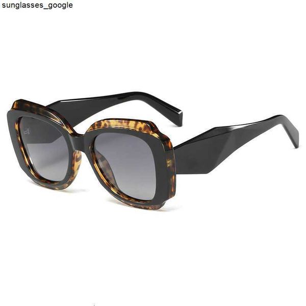 fashion pradd cool sunglasses designer new polarizers women's personality fashion shake tone net red sun visors candy colored, White;black
fashion pradd cool sunglasses designer new polarizers women's personality fashion shake tone net red sun visors candy colored, White;black