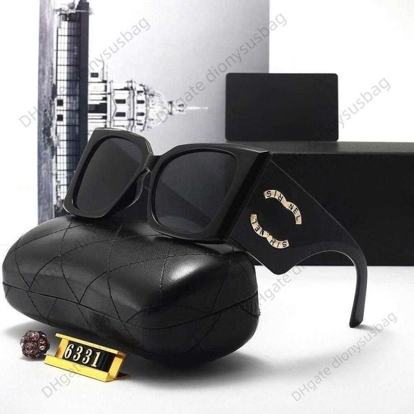 new sunglasses for men and women european american personality show large frame popular online versatile trendy fashionable, White;black
new sunglasses for men and women european american personality show large frame popular online versatile trendy fashionable, White;black