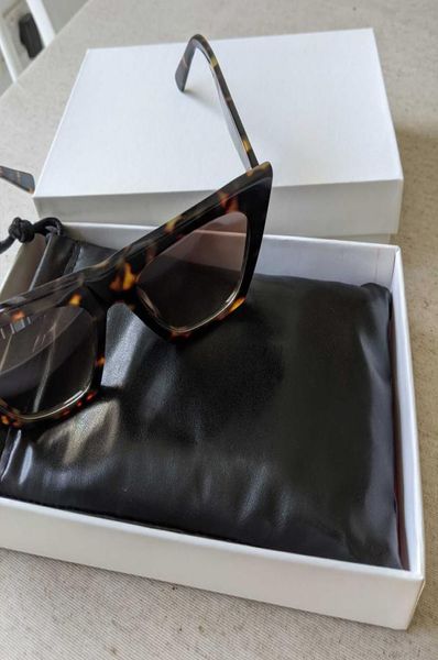 designer cat eyes sunglasses for women summer style antiultraviolet retro shield lens plate square full frame fashion eyeglasses 6630952, White;black
designer cat eyes sunglasses for women summer style antiultraviolet retro shield lens plate square full frame fashion eyeglasses 6630952, White;black