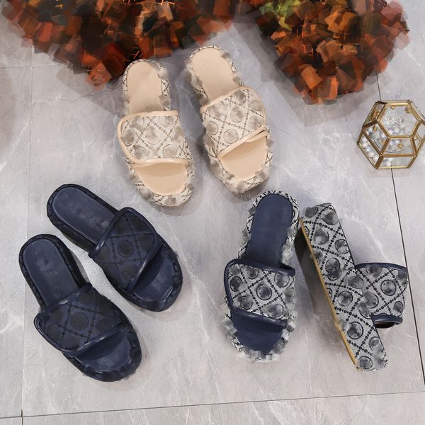 t-bur chs slippers women's sandals summer platform thick bottom fashion canvas jacquard shoes new brands designer slide rubber flip-flo, Black
t-bur chs slippers women's sandals summer platform thick bottom fashion canvas jacquard shoes new brands designer slide rubber flip-flo, Black