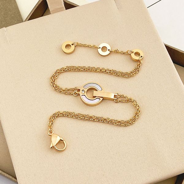 fashion chain bracelet gold silver designer shell letter b men and women style stainless steel jewelry non-fading gift, Black
fashion chain bracelet gold silver designer shell letter b men and women style stainless steel jewelry non-fading gift, Black