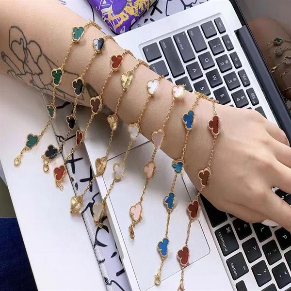 luxury clover four designer fashion charm bracelets for girls women 18k gold silver black white red green brand bracelet wedding p289q, Golden;silver
luxury clover four designer fashion charm bracelets for girls women 18k gold silver black white red green brand bracelet wedding p289q, Golden;silver