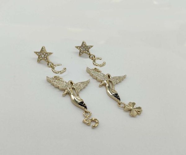 

2023 luxury quality charm drop earring with high heel shoes design and sparkly diamond black color enamel have box stamp pendant n9341026, Golden