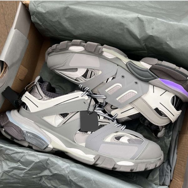 designers casual shoes track 3.0 sneakers womens mens trainers triple white black pink grey beige orange blue platform sport sneaker 36-45 w
designers casual shoes track 3.0 sneakers womens mens trainers triple white black pink grey beige orange blue platform sport sneaker 36-45 w