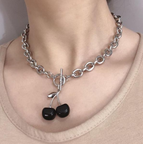 new design cherry ot clasp chain necklace women fashion hip hop jewelry silver plated fruit pendant collar choker necklace for wom3238260
new design cherry ot clasp chain necklace women fashion hip hop jewelry silver plated fruit pendant collar choker necklace for wom3238260