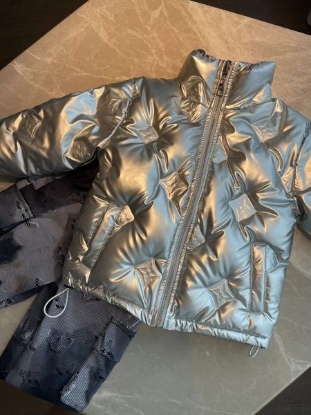kid coat kid designer down jackets baby coats girls boys clothes luxury brand double sided wearable warm comfortable silvery shiny 100% goos, Blue;gray
kid coat kid designer down jackets baby coats girls boys clothes luxury brand double sided wearable warm comfortable silvery shiny 100% goos, Blue;gray