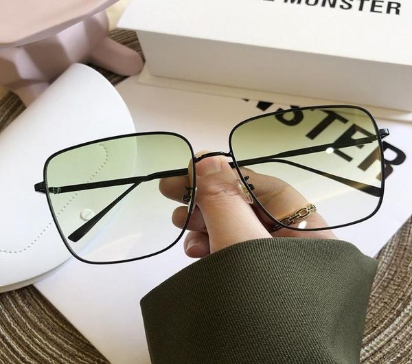 fade green lens square oversized sunglasses fashion big eyewear luxury designer women shades metal vintage glasses uv4005016147, White;black
fade green lens square oversized sunglasses fashion big eyewear luxury designer women shades metal vintage glasses uv4005016147, White;black