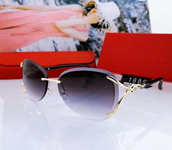 2020 summer womens designer sunglasses luxury woman sunglasses adumbral goggle glasses uv400 c 1886 3 color highly quality with bo6552873, White;black
2020 summer womens designer sunglasses luxury woman sunglasses adumbral goggle glasses uv400 c 1886 3 color highly quality with bo6552873, White;black
