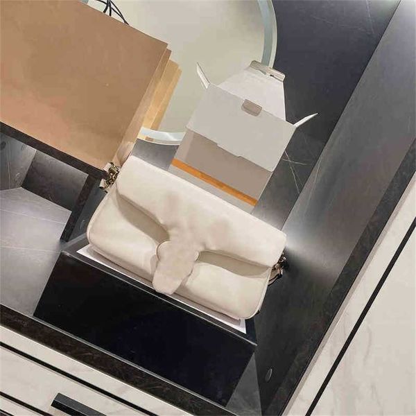 totes c letter cloud bag fashion shoulder bags soft leather designer handbag crossbody female luxury messsenger purses 220309
totes c letter cloud bag fashion shoulder bags soft leather designer handbag crossbody female luxury messsenger purses 220309