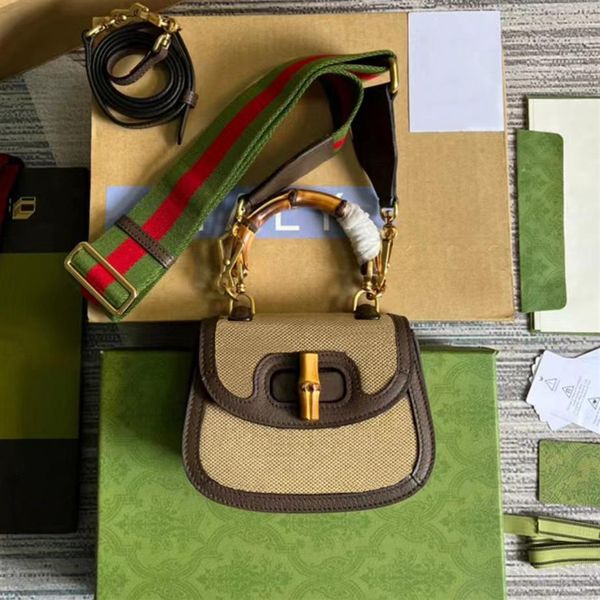 10a mini handle bag high-end woman shoulder bags genuine leather crossbody bags fashion purse designer bagss 17cm with box g20243r
10a mini handle bag high-end woman shoulder bags genuine leather crossbody bags fashion purse designer bagss 17cm with box g20243r