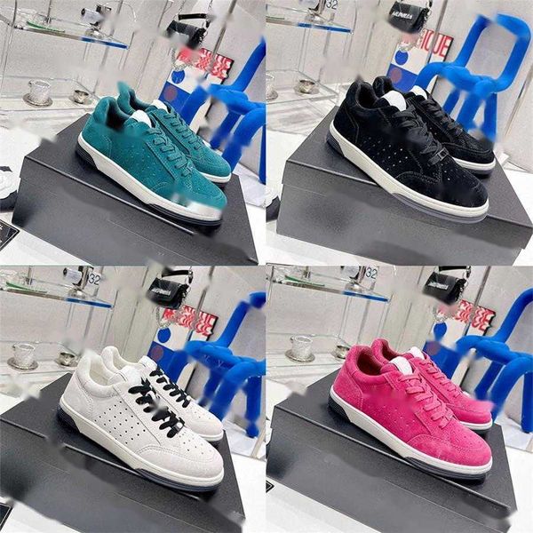 designer casual shoes women sneakers suede calf leather shoe deerskin panda shoes fashion breathable solid color lace-up outdoor sneaker, Black
designer casual shoes women sneakers suede calf leather shoe deerskin panda shoes fashion breathable solid color lace-up outdoor sneaker, Black