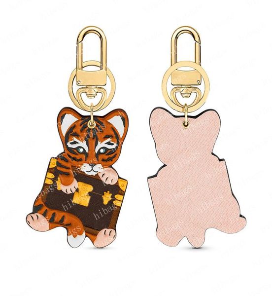 2022 facettes bag charm buckle key holder keychain lovers car letter leather keychains women bags pendant accessories 00557 69317 8374347, Black
2022 facettes bag charm buckle key holder keychain lovers car letter leather keychains women bags pendant accessories 00557 69317 8374347, Black