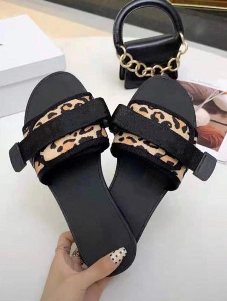 8 colors nude camouflage women slippers wide strip slides technical fabric band nylon adjustable strap sandals supple tonal rubber8358247, Black
8 colors nude camouflage women slippers wide strip slides technical fabric band nylon adjustable strap sandals supple tonal rubber8358247, Black