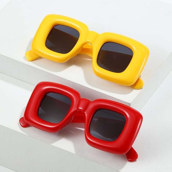 sunglasses fashionably warm colors wrapped glasses square big rimmed female, White;black
sunglasses fashionably warm colors wrapped glasses square big rimmed female, White;black